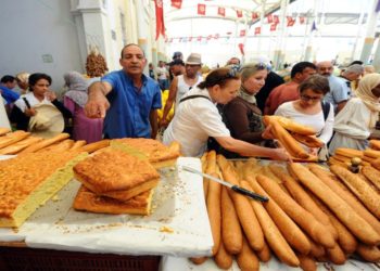 العاصمة: غلق مخبزة تعمد صاحبها التوقف عن إنتاج الباقات لترويج الخبز الرفيع