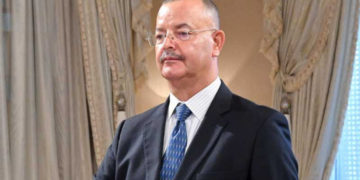 على مرابط وزير الصحة