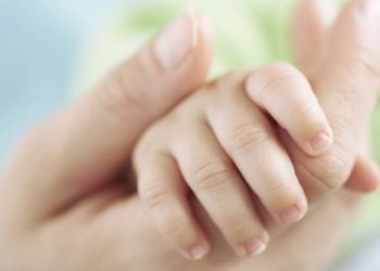 الإطاحة بشبكة للتجارة بالرضع والاحكام تتراوح بين 4 و7 سنوات