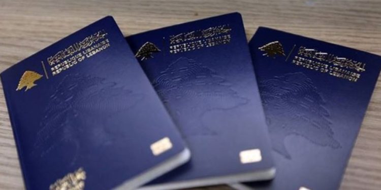 بسبب الأزمة الاقتصادية: لبنان يتوقّف عن إصدار جوازات السفر