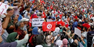 وزارة الداخلية: 140 دينارا ثمن المشاركة في الوقفة الاحتجاجية للنهضة ولمواطنون ضد الانقلاب