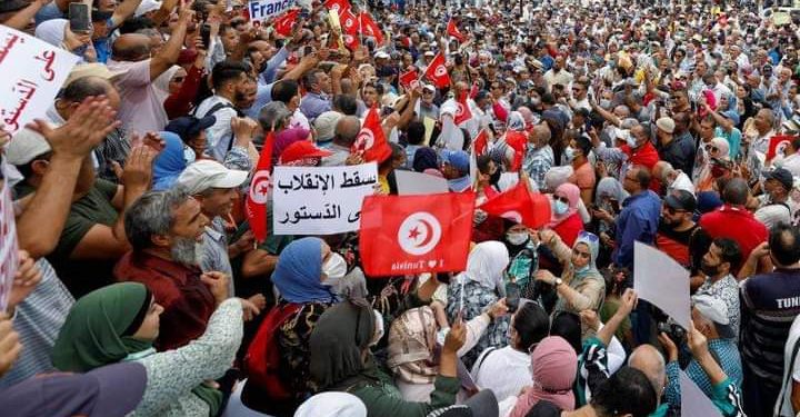 وزارة الداخلية: 140 دينارا ثمن المشاركة في الوقفة الاحتجاجية للنهضة ولمواطنون ضد الانقلاب