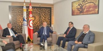 أحمد نجيب الشابي يعرض على الغنوشي مبادرة تشكيل ‘جبهة للخلاص الوطني ‘