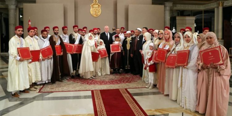 قيس سعيّد يُشرف على موكب تسليم جوائز الفائزين في المسابقة الوطنية لحفظ القرآن الكريم