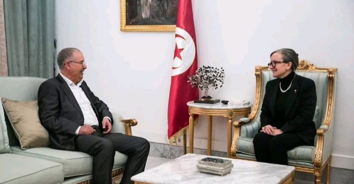 لقاء بين بودن و الطبوبي لتجاوز الوضع الاقتصادي و الاجتماعي الصعب