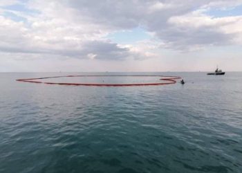 غرق باخرة بخليج قابس