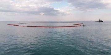 غرق باخرة بخليج قابس