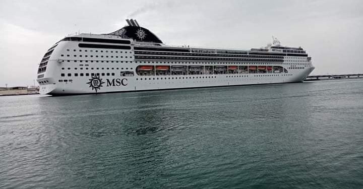 سفينة سياحية ترسو في حلق الوادي على متنها 968 سائح