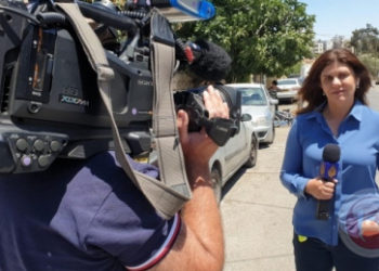 استشهاد شيرين أبو عاقلة مراسلة الجزيرة برصاص جيش الاحتلال خلال تغطيتها لاقتحامه مخيم جنين