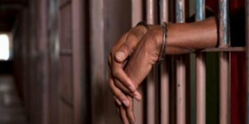 نابل : ثلاث بطاقات إيداع بالسجن ضد جزائريين اغتصبوا طفلة في نزل