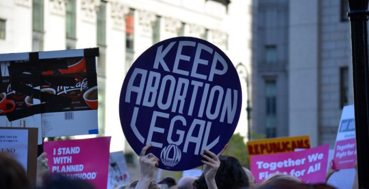 وثيقة مسربة تكشف أن المحكمة العليا الأميركية تعتزم إلغاء حق الإجهاض