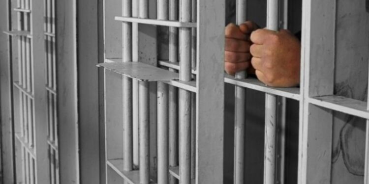 اثر متابعة دقيقة:  ايداع مغني راب السجن بتهمة توريد واستهلاك المخدرات ضمن وفاق إجرامي