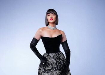 عزة السليماني تتميز في تقديم حفل افتتاح “joyawards” باللهجة التونسية