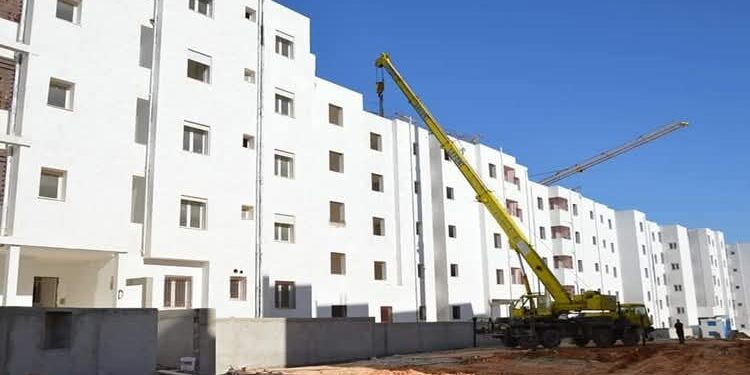 المساكن الاجتماعبة: 1689 مسكنا ومقسما حاضرا والإعداد لقائمات المنتفعين