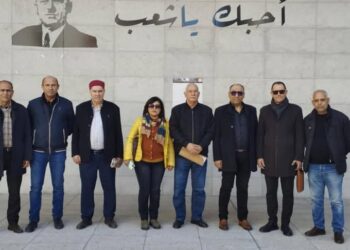 وصفهم في مكالمة مسربة “بالمافيا”: الطبوبي يتغيب عن لقاء مع وفد عن اتحاد الشغل بصفاقس