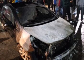 الرقاب: احتراق 4 سيارات داخل مأوى بالطابق الأرضي لعمارة