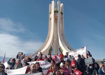 الدكاترة الباحثون يحتجون في القصبة ويطالبون بالتشغيل وبإلغاء التشغيل الهش