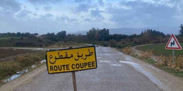 انقطعت بسبب الامطار والثلوج: احذروا هذه الطرقات