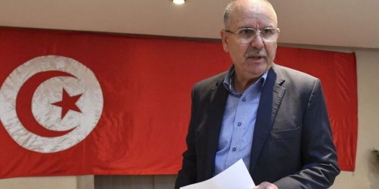 الاتحاد الجهوي للشغل بصفاقس يهدد  الطبوبي ويطالبه بالاستقالة