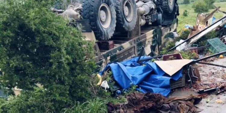 جراء الأمطار: إصابة 3 عسكريين في انقلاب شاحنة عسكرية في سليمان