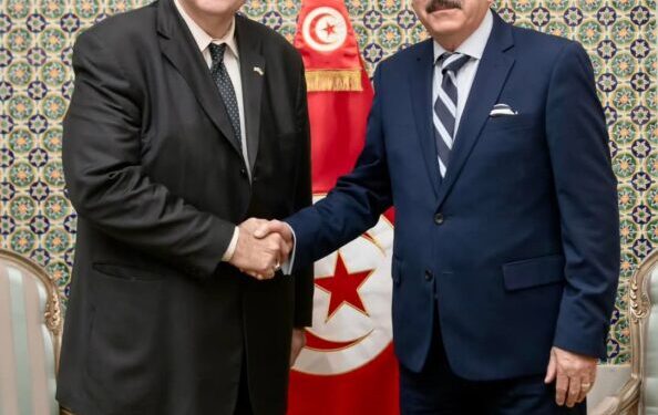 تونس تجدد رفضها لمحاولات تصفية القضية الفلسطينية لسفير فلسطين الجديد