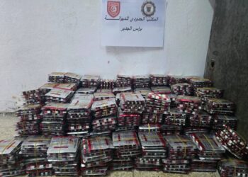 معبر رأس جدير : إحباط محاولة تهريب حوالي 25 ألف حبة دواء مخدر