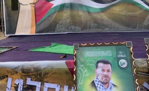 رسالة حماس أثناء تسليم دفعة جديدة من الأسرى: “نحن الطوفان.. نحن اليوم التالي”