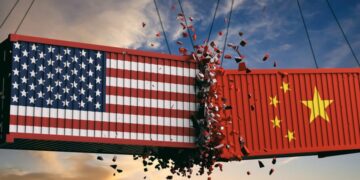 بيكين تفرض رسوما جمركية على المنتجات الأمريكية ردا على رسوم ترامب الجمركية على البضائع الصينية