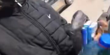 الإحتفاظ بشاب وثّق لحظة إنتحار صديقه حرقا أمام مركز أمن في سوسة