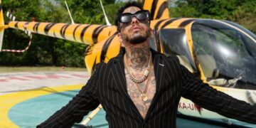 تحصل على 6 مليارات: الإحتفاظ ب”سواغ مان” في فرنسا بتهمة التحيل وتبييض الأموال