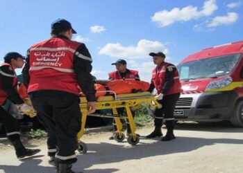 إسعاف 7 عمال جراء الإختناق في تسرب غاز من فرن في مصنع بسكويت في سيدي بوزيد