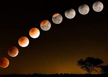 الأرض تشهد ظاهرة القمر الدموي يوم الجمعة  14 مارس ويمكن رؤيتها جزئيا في تونس