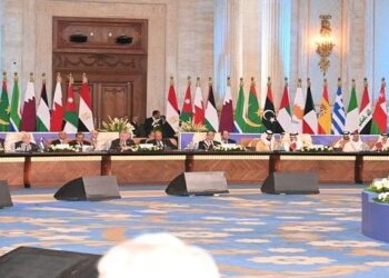 تكليف وزير الخارجية للمشاركة في أشغال القمة العربية الطارئة بالقاهرة