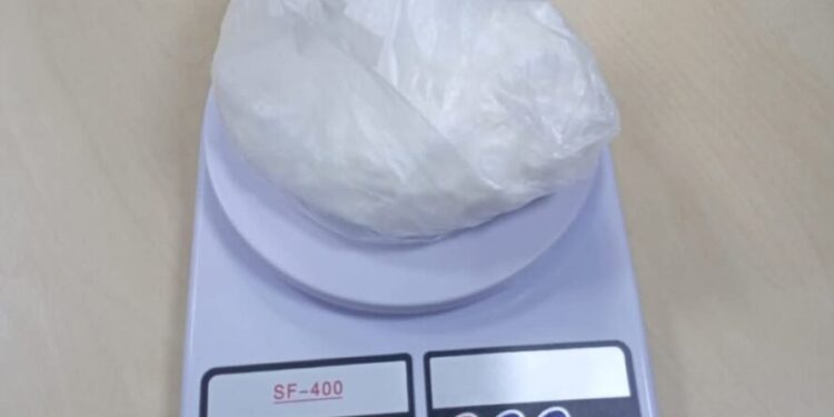 المعبر الحدودي ببوشبكة : حجز 200 غراما من مخدر الكوكايين لدى مسافر أجنبي